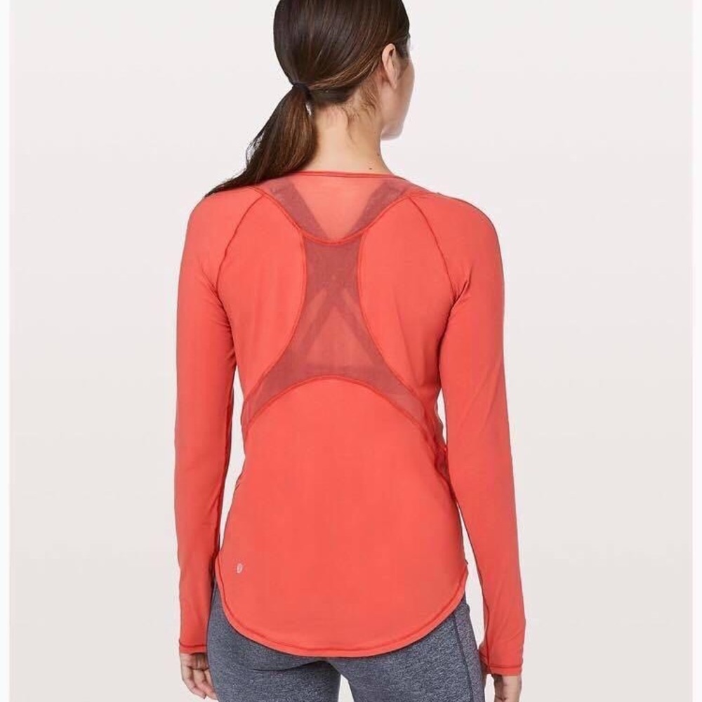 Brand new Lululemon sculpt LS shirt